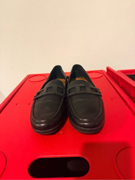 Bear Traps Shoes - Black Leather Beartraps Memory Foam Loafers Women’s Size 9.5